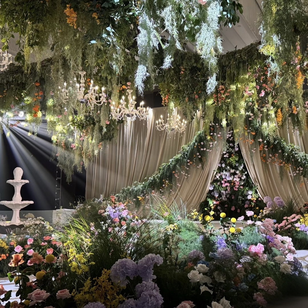 Indoor Immersive Forest Escape